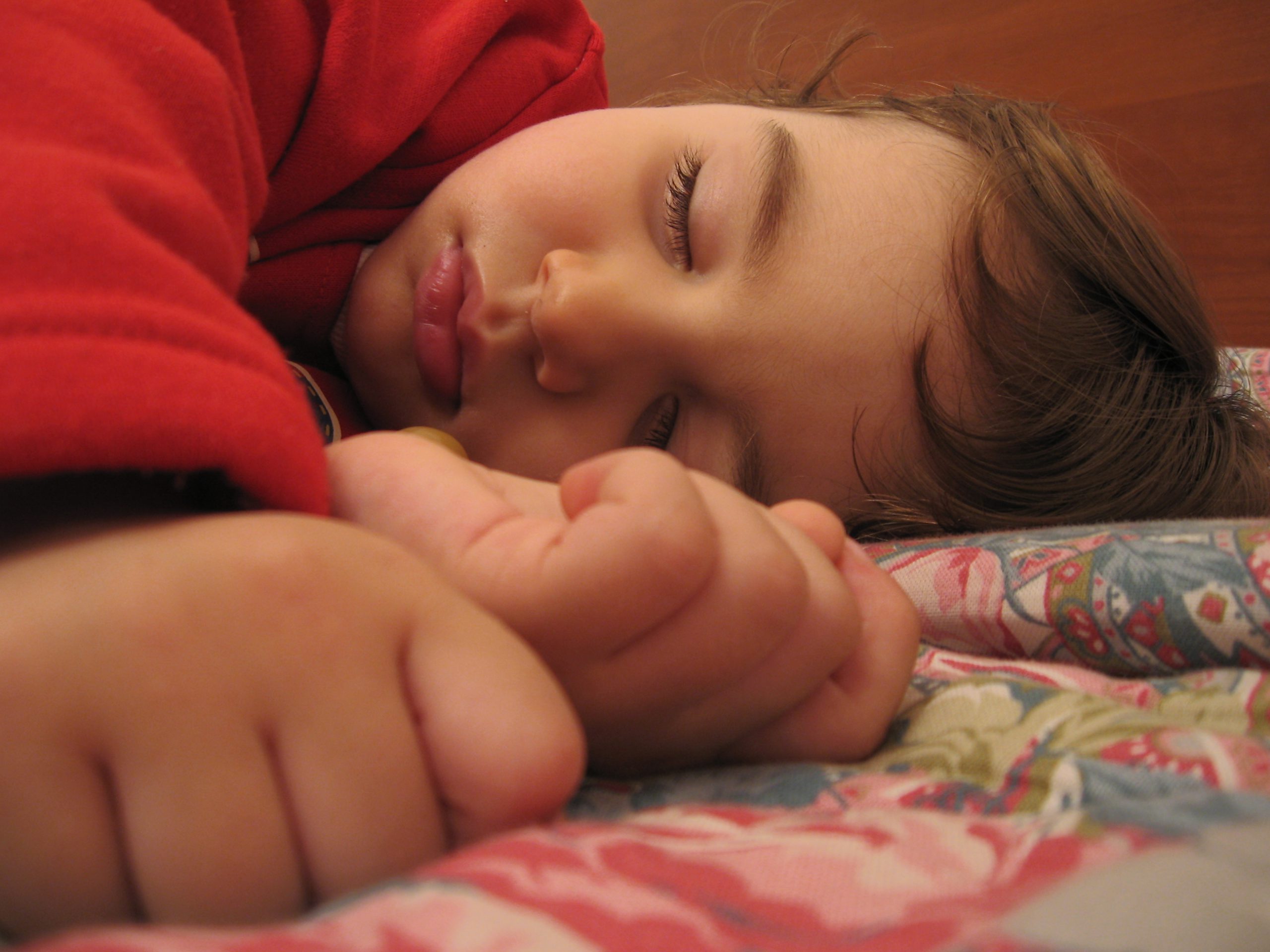 child sleepw scaled