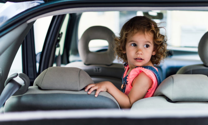Child-alone-car-666x399-1