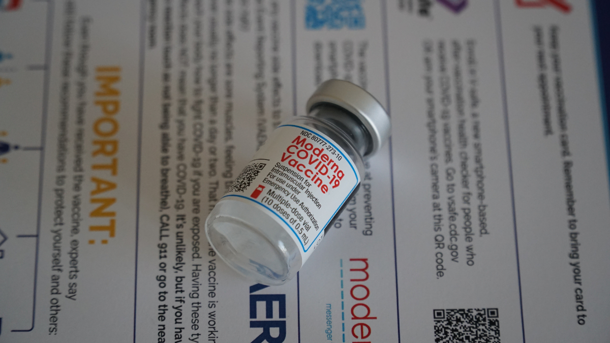 210816122152_moderna