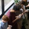 newsbomb.gr -Ειδικός εξηγεί για την αυξανόμενη βία μεταξύ εφήβων: «Τα Social Media στο επίκεντρο της συζήτησης» 26/09/2024